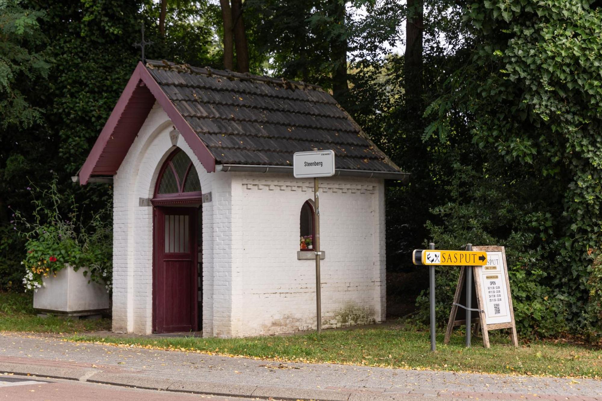 B&B Sasput ハッセルト エクステリア 写真