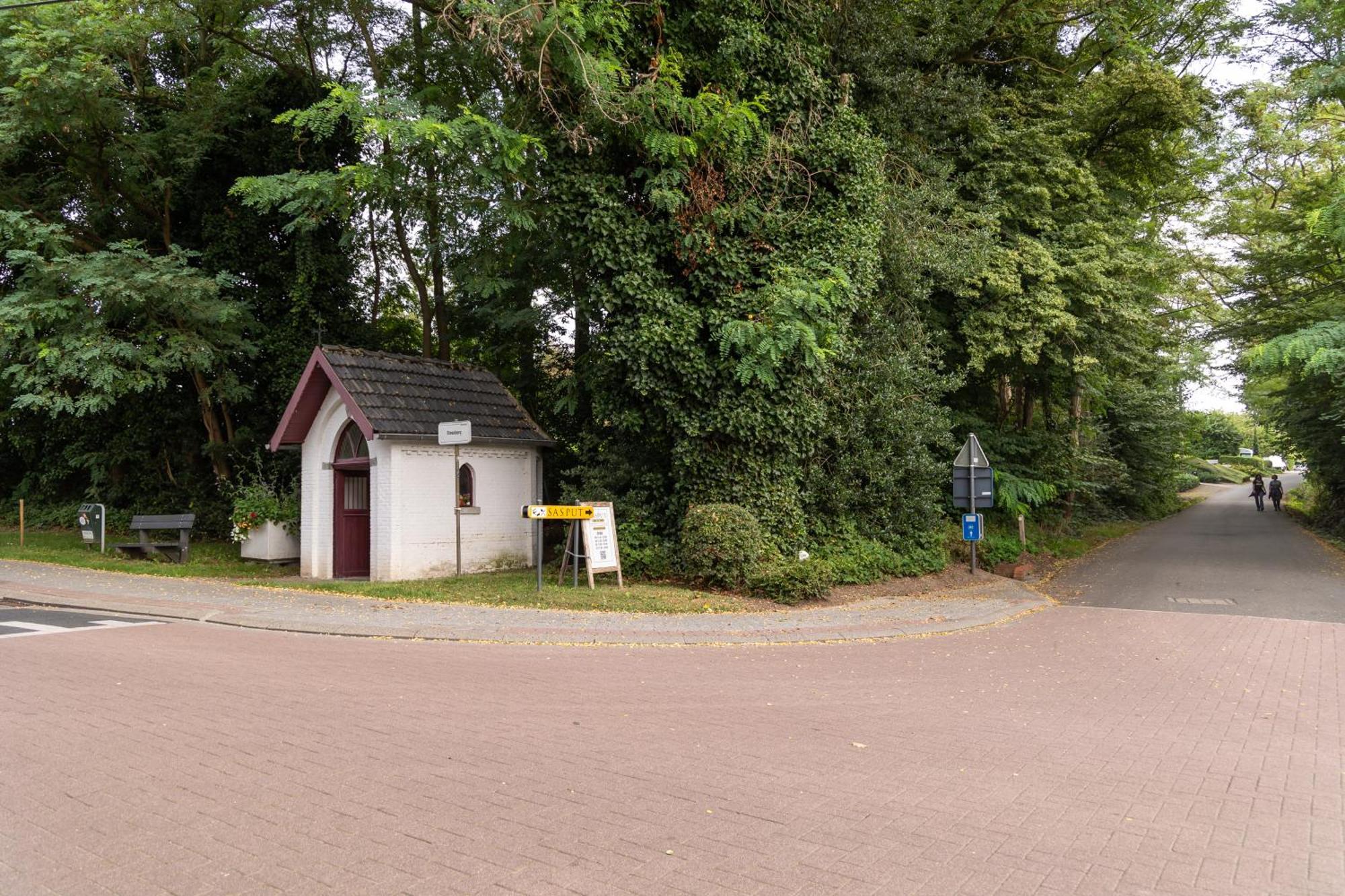 B&B Sasput ハッセルト エクステリア 写真